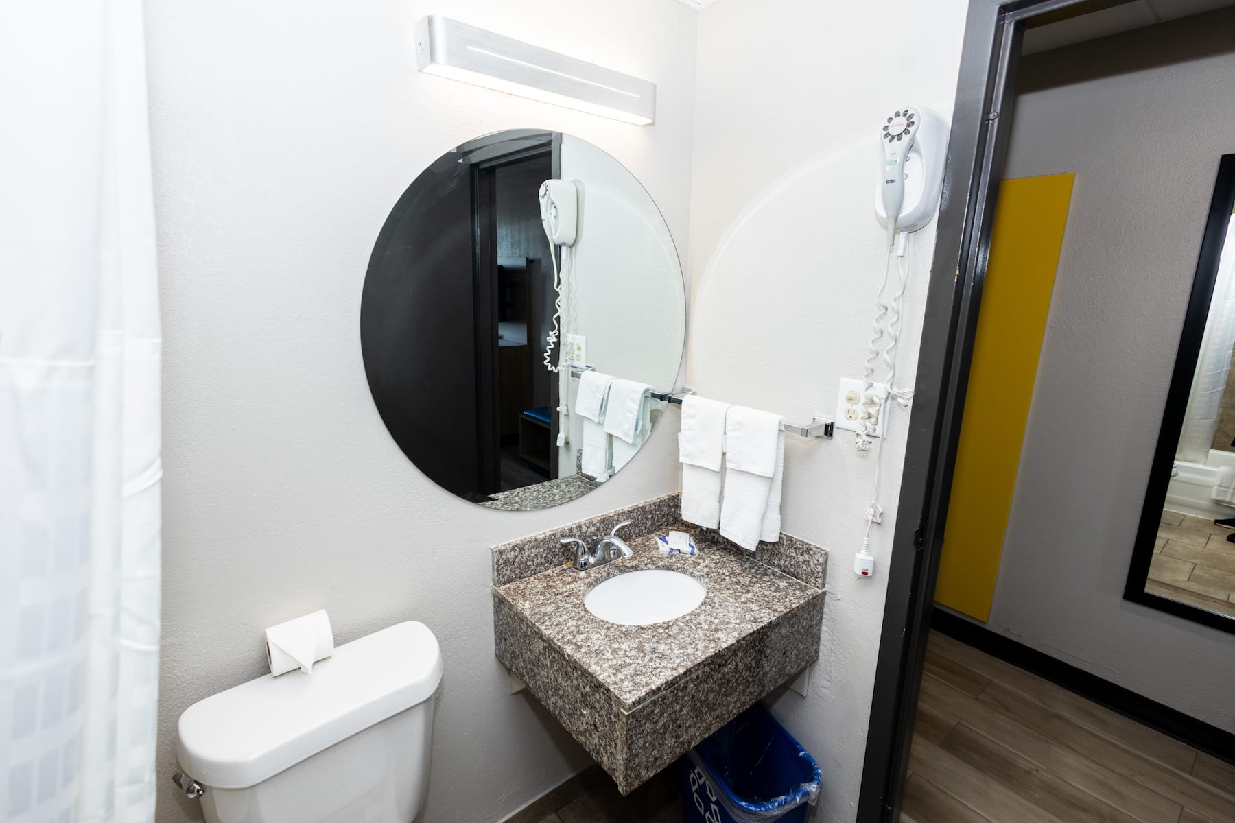Modern Bathroom